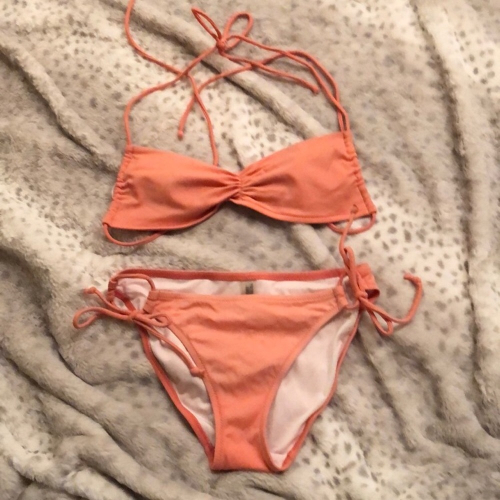 VS coral bikini set
